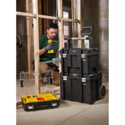 Coffre roulant grand volume Stanley manche télescopique L430 x H314 x P310 mm