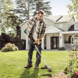Makita DUR368LZ • Débroussailleuse 36 V (2×18 V) – LXT, Puissance & liberté sans fil | SuperQuincaillerie