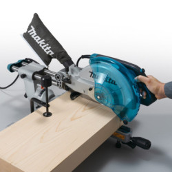 Scie ­à onglet radiale Makita LS1110F • 1450 W / Ø 260 mm – Précision pro | SuperQuincaillerie