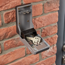 Boîte à clés Master Lock 5481EURD – format large à combinaison