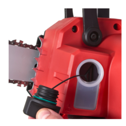 Tronçonneuse 30cm Milwaukee M18 FCHSC-122 avec 2 batteries et 1 chargeur