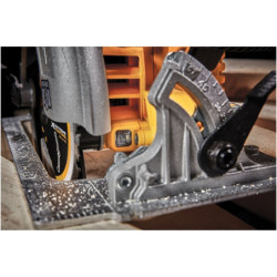 Scie circulaire XR 18V en coffret, sans batterie ni chargeur DCS573NT-XJ